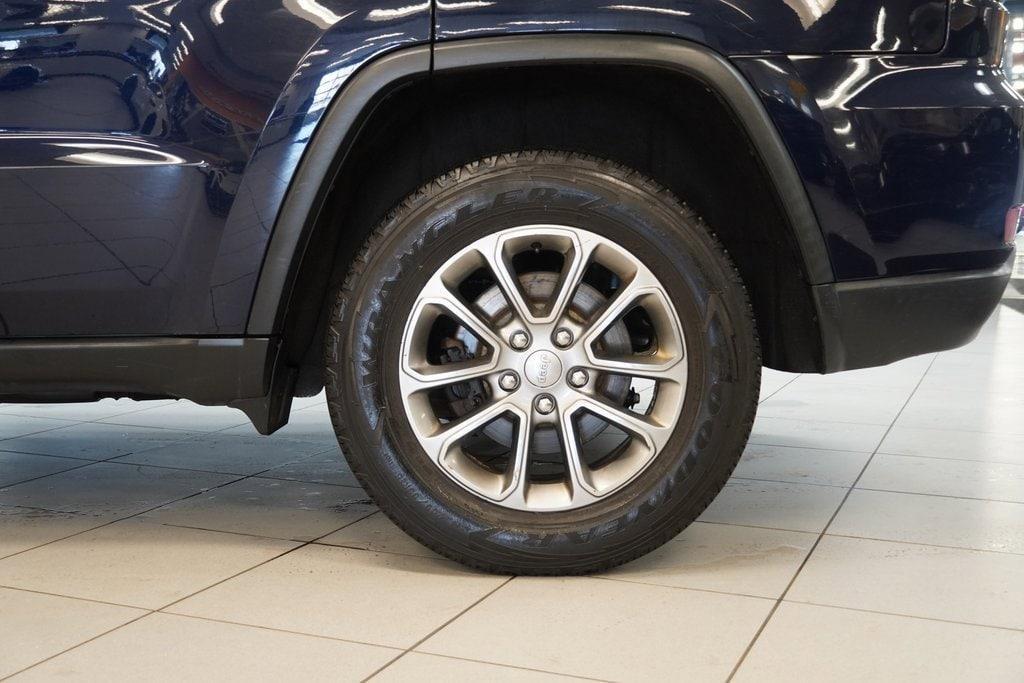 used 2015 Jeep Grand Cherokee car, priced at $8,900