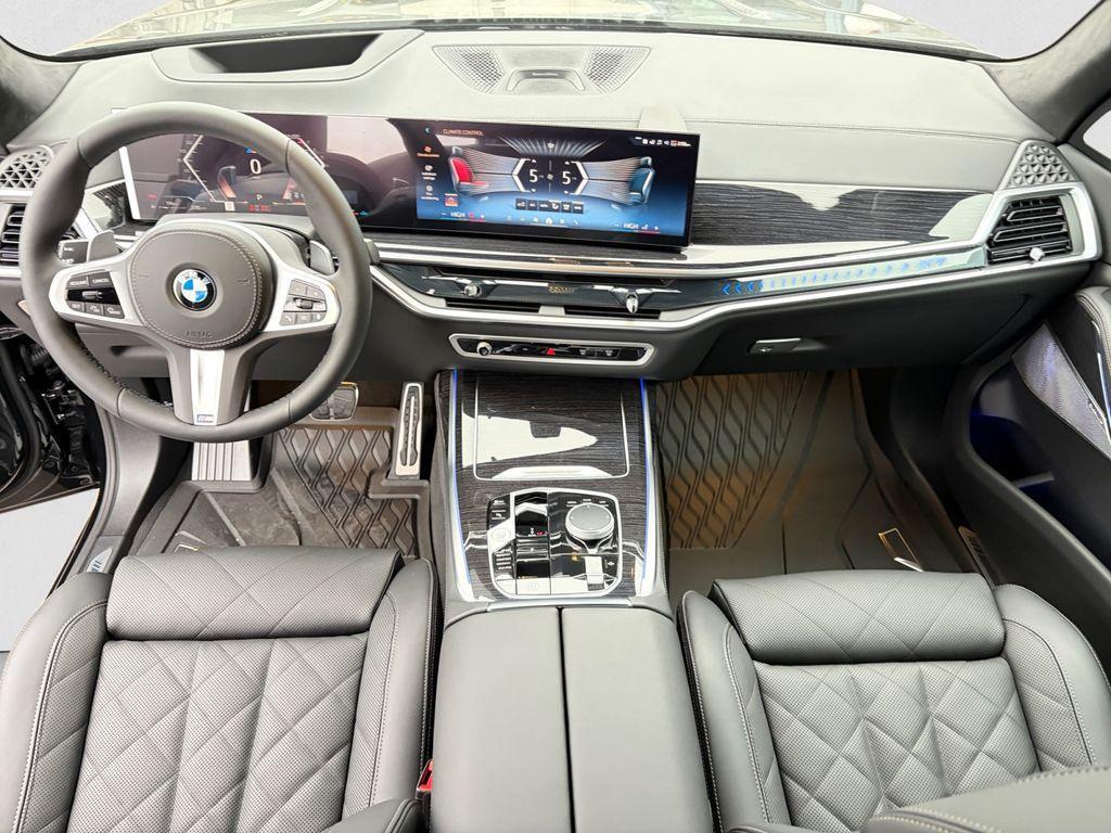 new 2026 BMW X7 car, priced at $104,415
