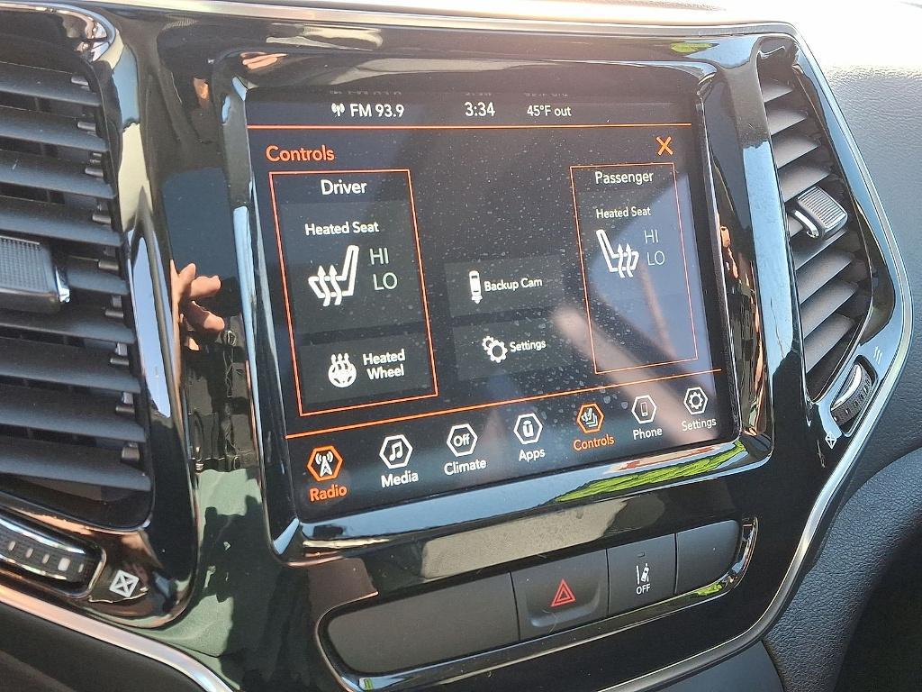 used 2022 Jeep Cherokee car, priced at $22,915