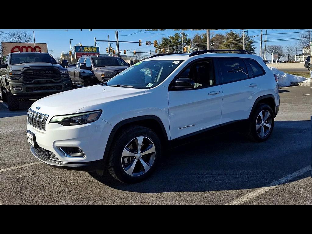 used 2022 Jeep Cherokee car, priced at $22,915