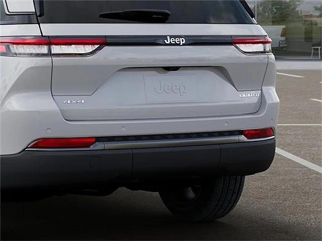 new 2026 Jeep Grand Cherokee car, priced at $49,985