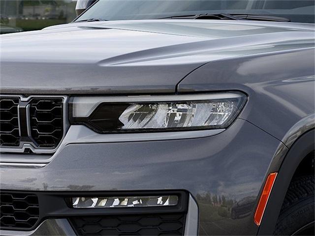 new 2026 Jeep Grand Cherokee car, priced at $50,580