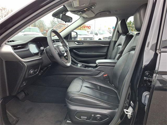used 2023 Jeep Grand Cherokee car, priced at $33,010