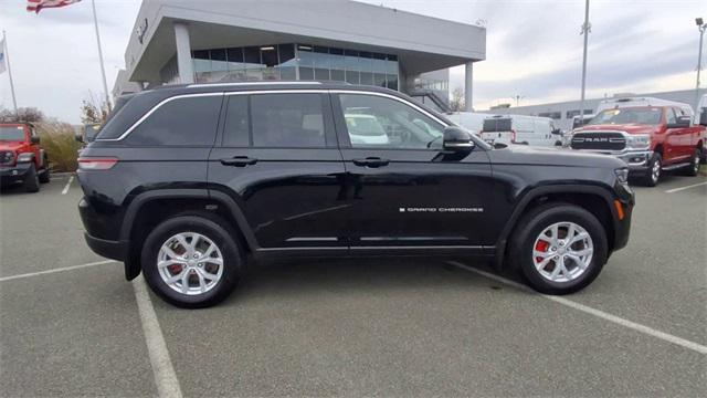 used 2023 Jeep Grand Cherokee car, priced at $33,010