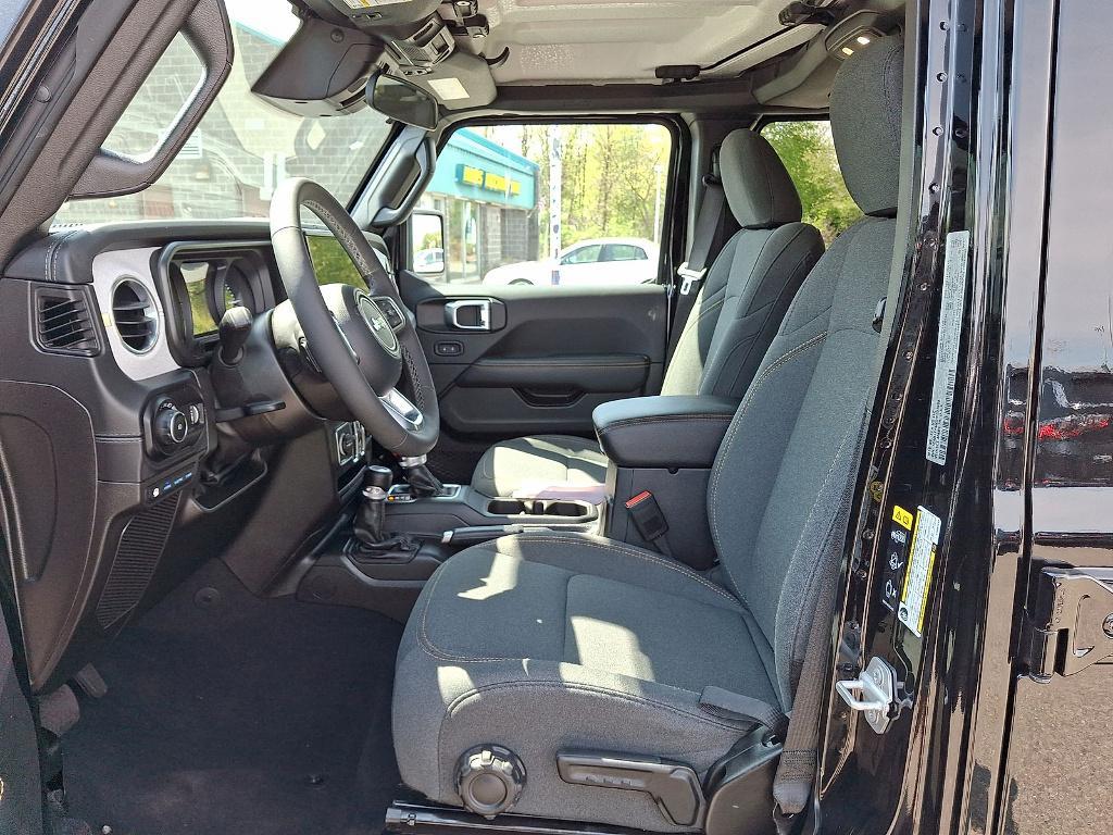 used 2025 Jeep Wrangler 4xe car, priced at $29,900