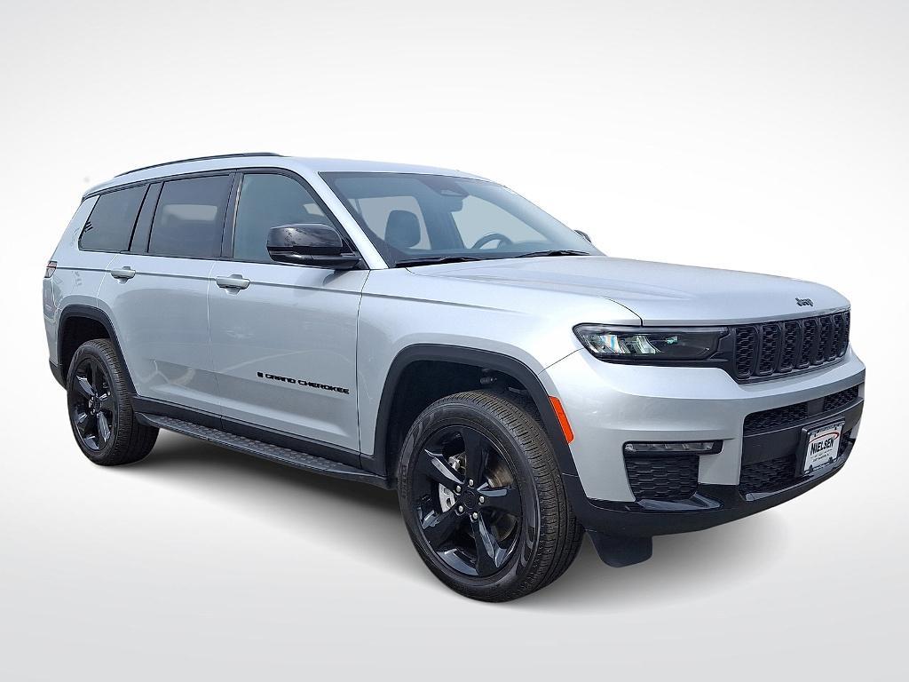 used 2025 Jeep Grand Cherokee L car, priced at $38,548