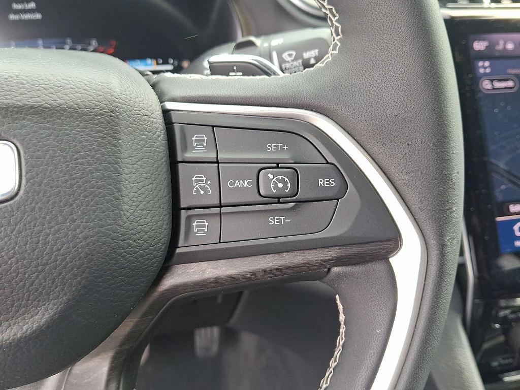 used 2025 Jeep Grand Cherokee L car, priced at $38,548