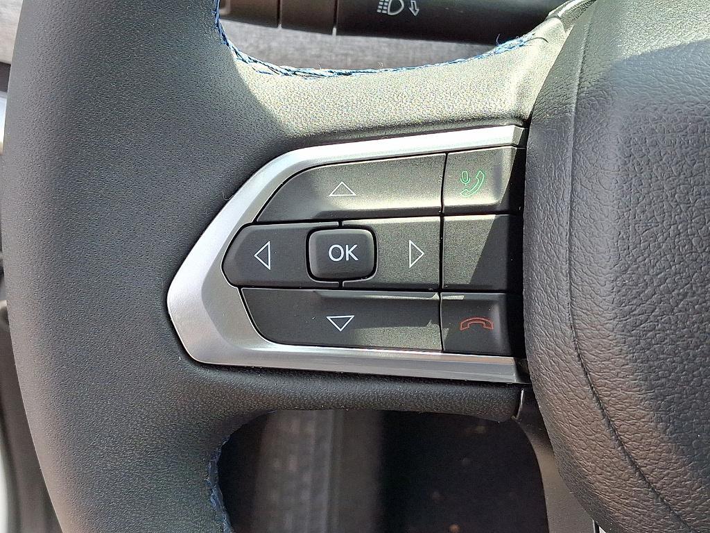 used 2022 Jeep Compass car, priced at $19,900