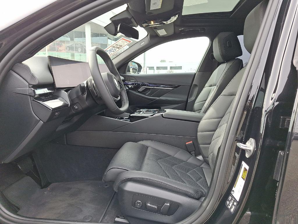 used 2024 BMW 540 car, priced at $46,995