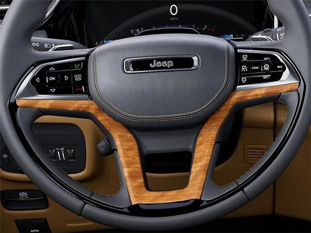 new 2026 Jeep Grand Cherokee car, priced at $65,110