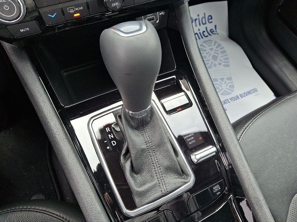 used 2023 Jeep Compass car, priced at $20,508