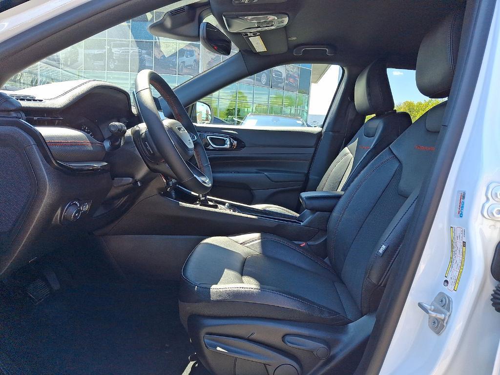 used 2025 Jeep Compass car, priced at $23,500