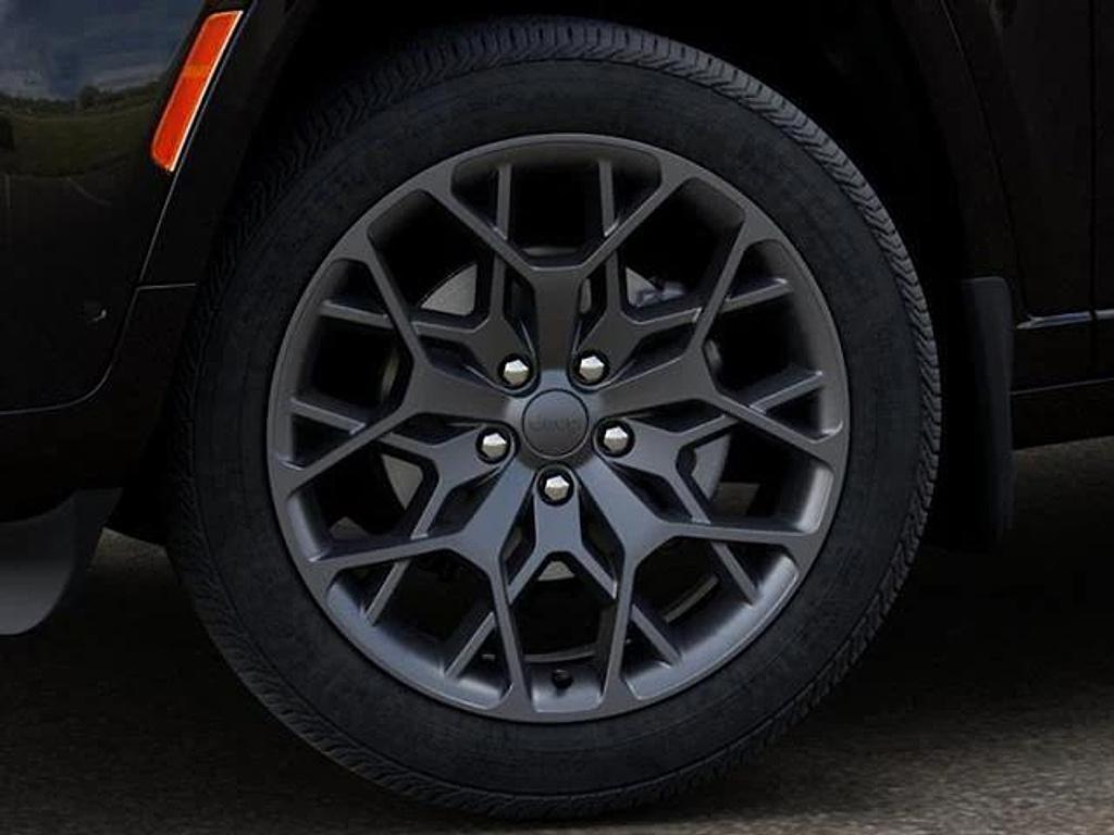 new 2026 Jeep Grand Cherokee car, priced at $66,305