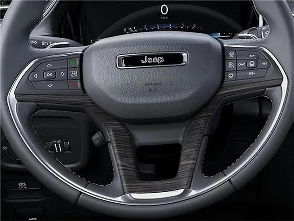 new 2026 Jeep Grand Cherokee car, priced at $53,580