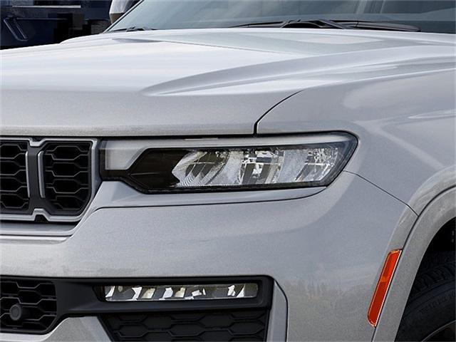 new 2026 Jeep Grand Cherokee car, priced at $53,580