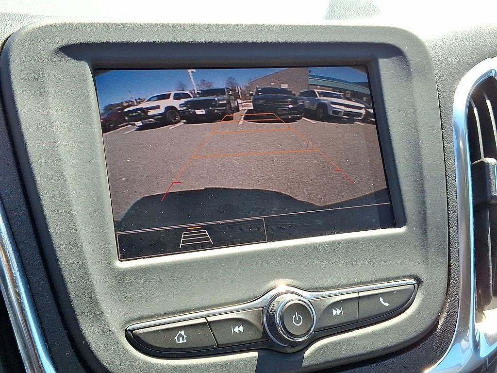 used 2024 Chevrolet Equinox car, priced at $20,408