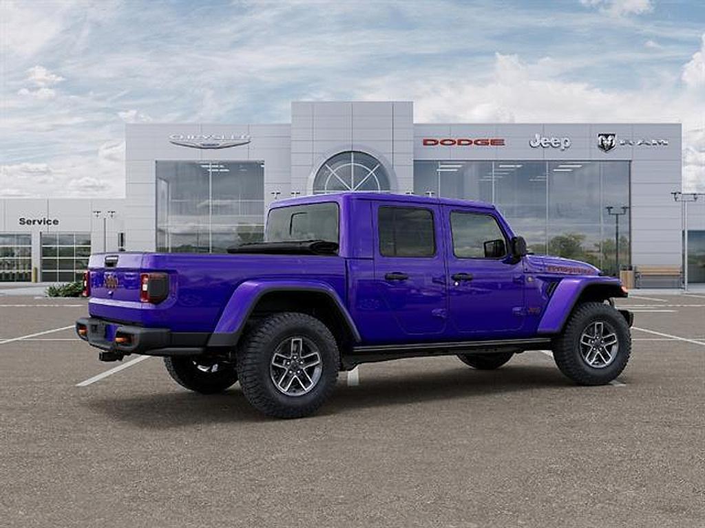 new 2026 Jeep Gladiator car, priced at $68,015