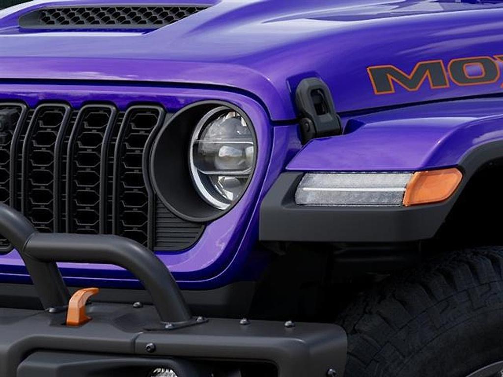 new 2026 Jeep Gladiator car, priced at $68,015