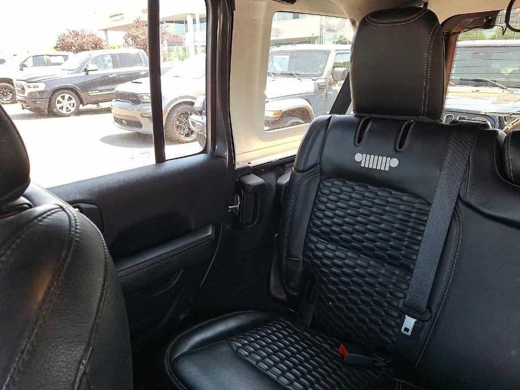 used 2021 Jeep Wrangler Unlimited car, priced at $27,400