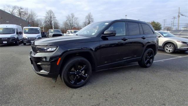 used 2023 Jeep Grand Cherokee car, priced at $31,066