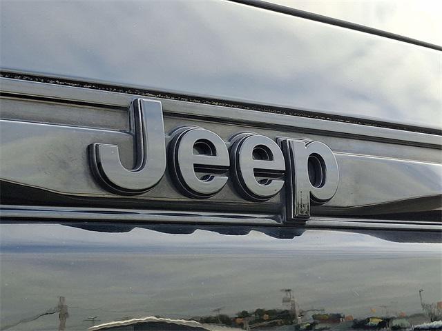used 2023 Jeep Grand Cherokee car, priced at $31,066