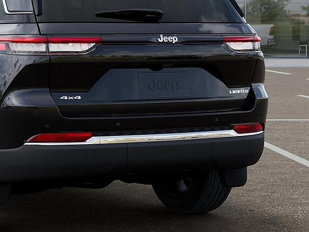 new 2026 Jeep Grand Cherokee car, priced at $51,753