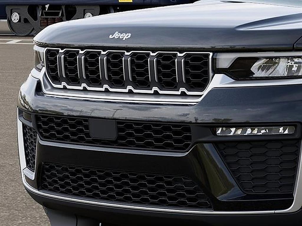 new 2026 Jeep Grand Cherokee car, priced at $51,753