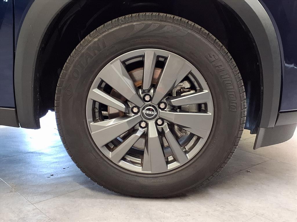 used 2024 Nissan Pathfinder car, priced at $25,999