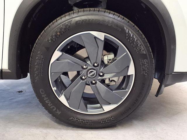 used 2024 Nissan Rogue car, priced at $20,084