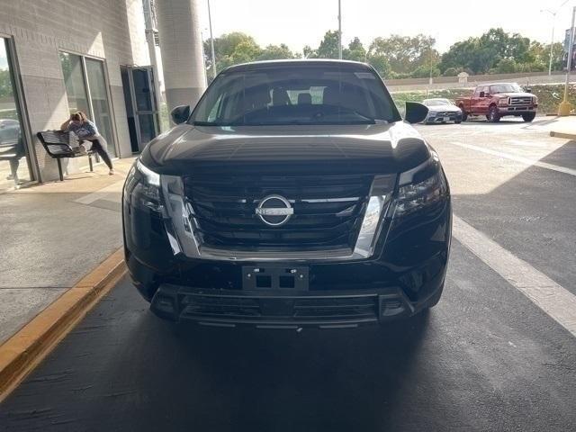 used 2025 Nissan Pathfinder car, priced at $29,999