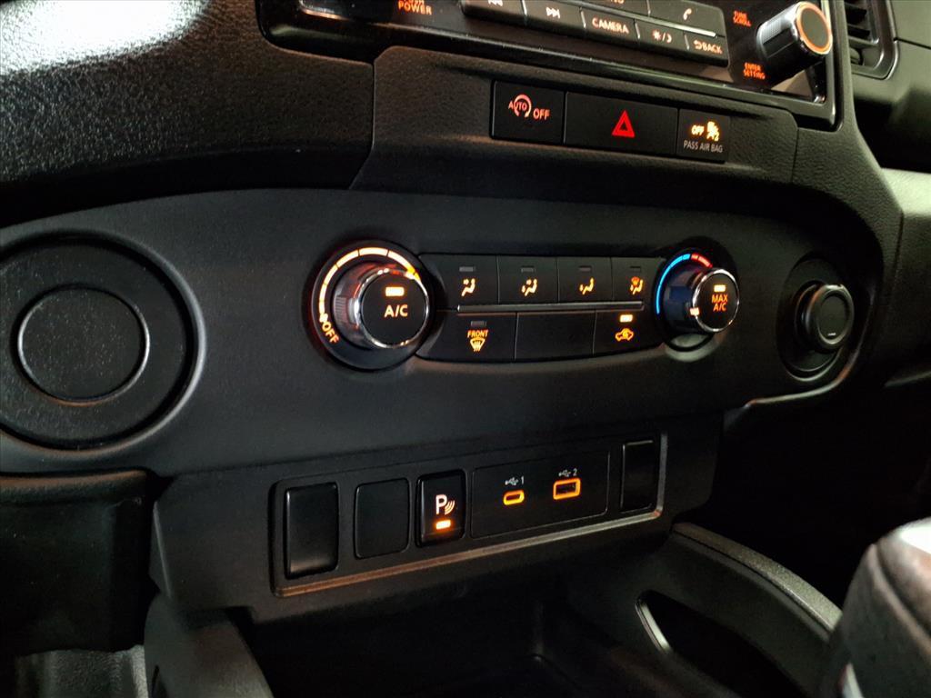 2023 Super Black Nissan Frontier
