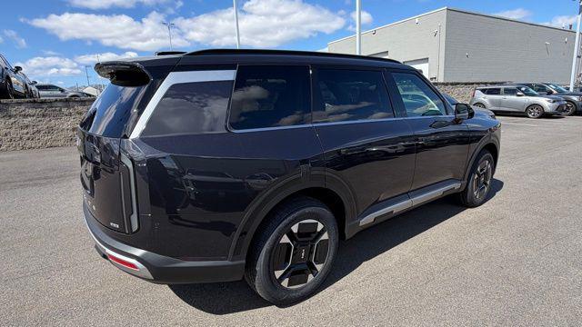 new 2027 Kia Telluride Hybrid car, priced at $50,330