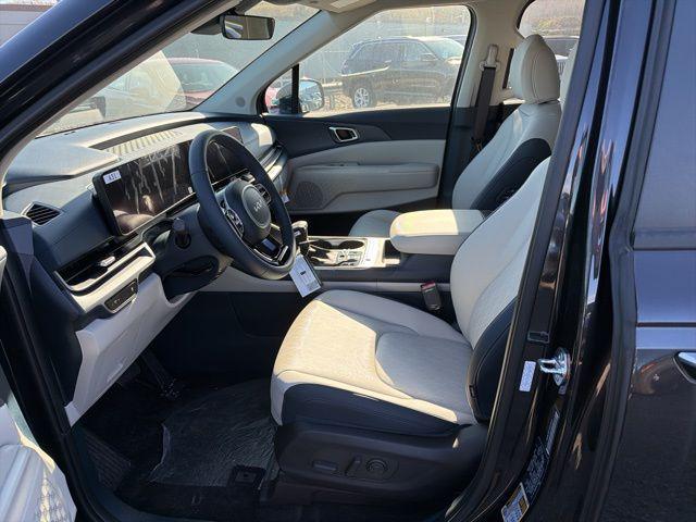 new 2026 Kia Carnival car, priced at $41,950