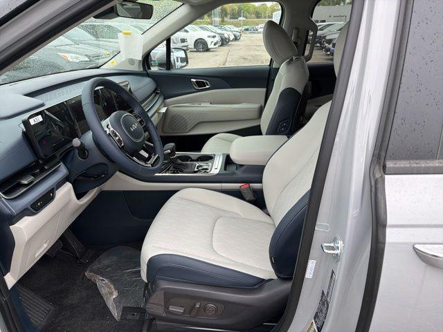 new 2026 Kia Carnival car, priced at $42,539