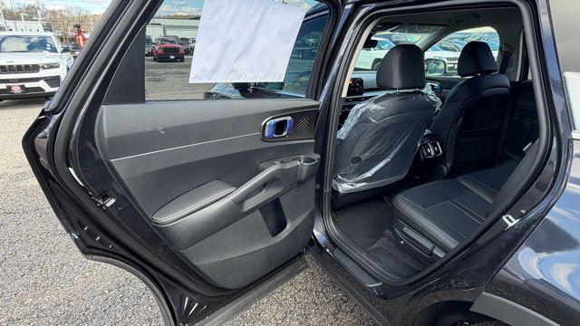 new 2026 Kia Sorento car, priced at $36,285
