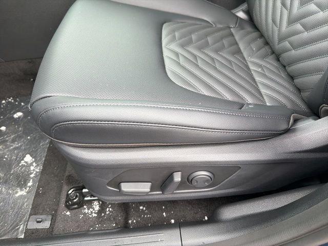 new 2026 Kia Sportage Plug-In Hybrid car, priced at $48,855