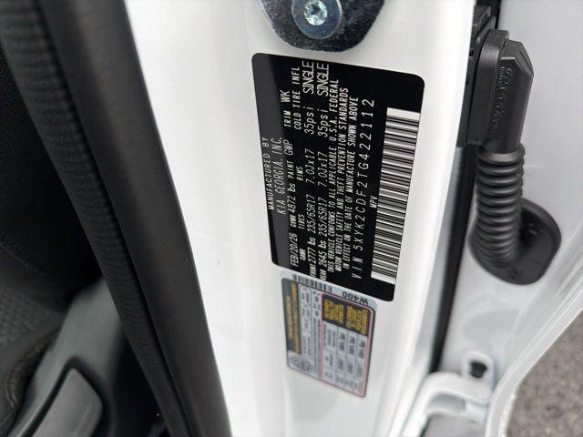 new 2026 Kia Sportage car, priced at $31,300