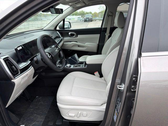 new 2026 Kia Sorento Hybrid car, priced at $41,834