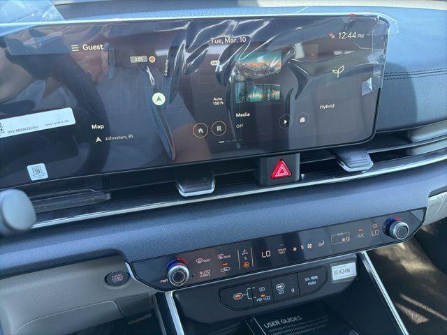 new 2026 Kia Carnival Hybrid car, priced at $44,130