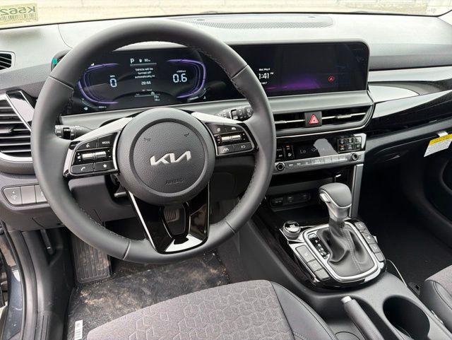 new 2026 Kia Seltos car, priced at $28,084