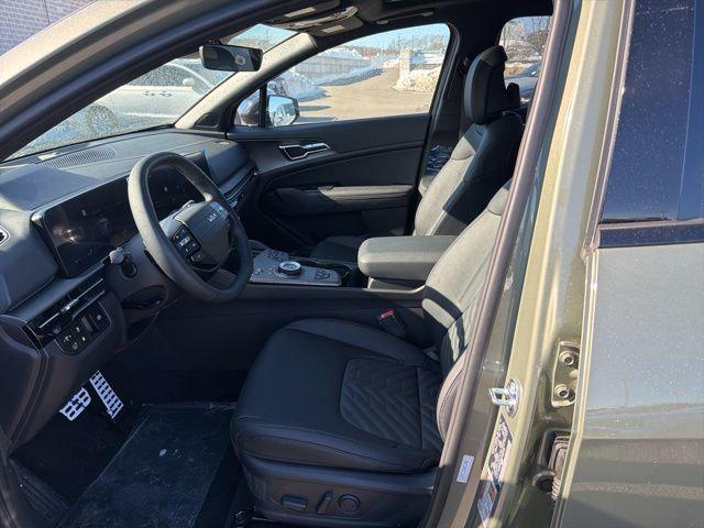 new 2026 Kia Sportage Plug-In Hybrid car, priced at $49,185