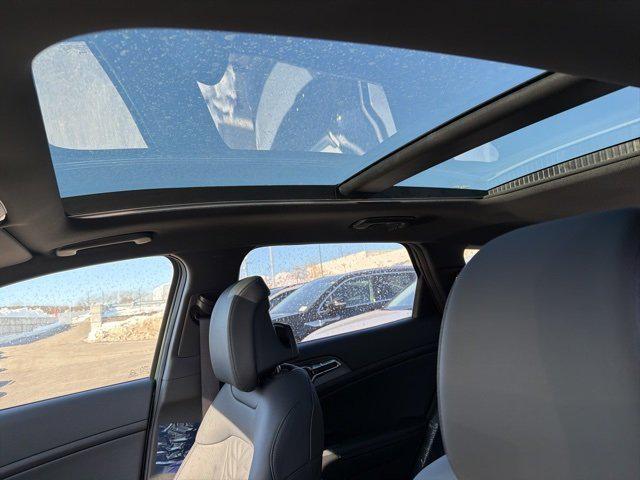 new 2026 Kia Sportage Plug-In Hybrid car, priced at $49,185