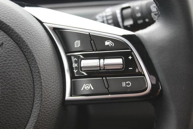 used 2024 Kia Seltos car, priced at $25,019