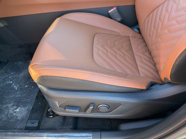 new 2026 Kia Sportage Plug-In Hybrid car, priced at $42,355