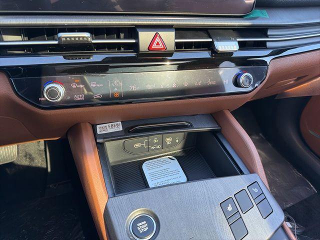 new 2026 Kia Sportage Plug-In Hybrid car, priced at $42,355