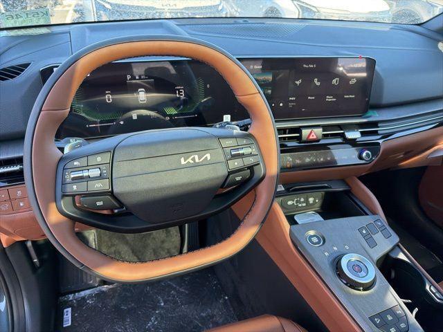 new 2026 Kia Sportage Plug-In Hybrid car, priced at $42,355