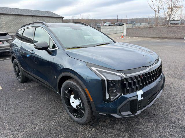 new 2026 Kia Sportage Plug-In Hybrid car, priced at $39,655