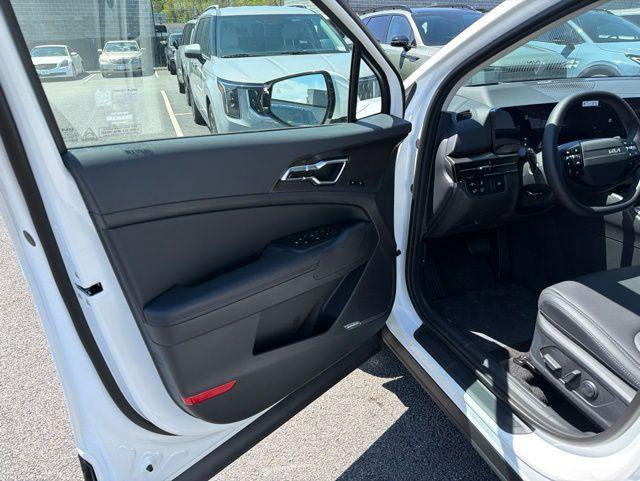 new 2026 Kia Sportage Hybrid car, priced at $41,609