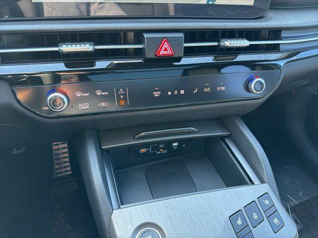 new 2026 Kia Sportage Plug-In Hybrid car, priced at $48,855