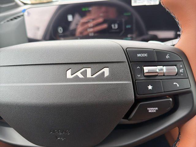 new 2026 Kia Sportage Plug-In Hybrid car, priced at $49,350